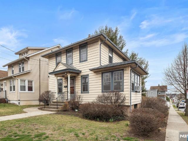 Property for sale in Lyndhurst, New Jersey