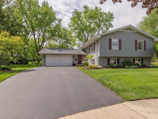 House for sale in Saint Charles, Iowa