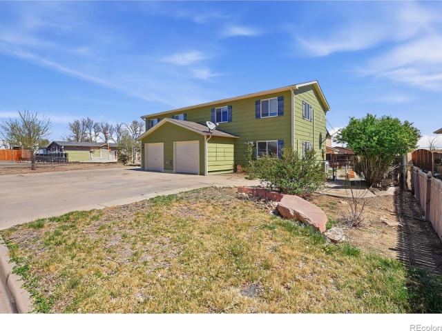 House for sale in Keenesburg, Colorado