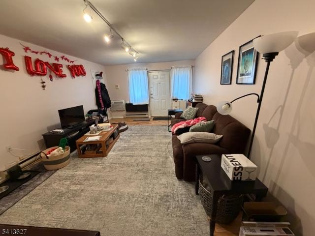 Property for rent in Pequannock, New Jersey