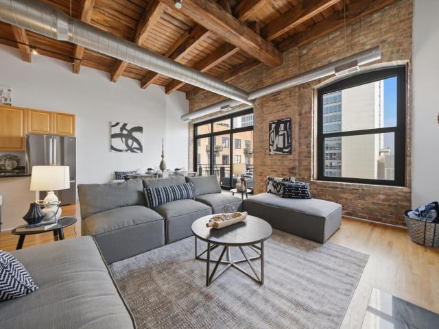 Condo for sale in Chicago Park, Illinois