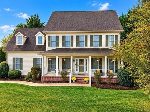 House for sale in Emerald Hills, Fishersville
