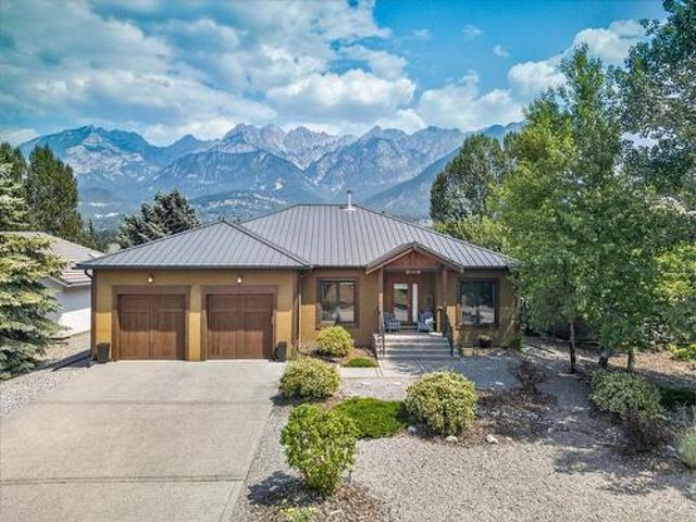 House for sale in Fairmont Hot Springs, British Columbia