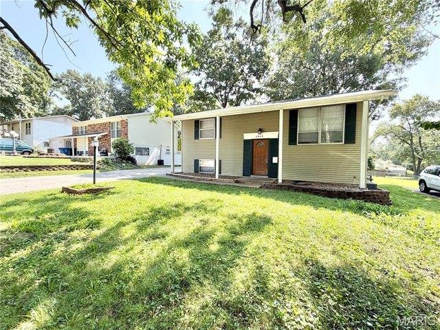 House for sale in Hazelwood, Missouri