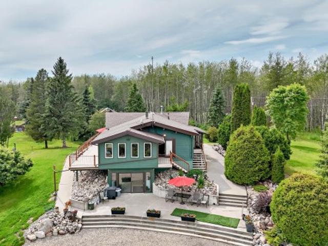 House for sale in Alberta