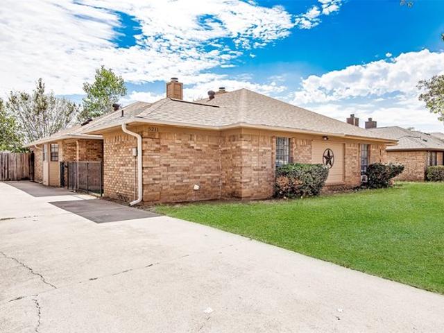 House for sale in Arlington, Texas