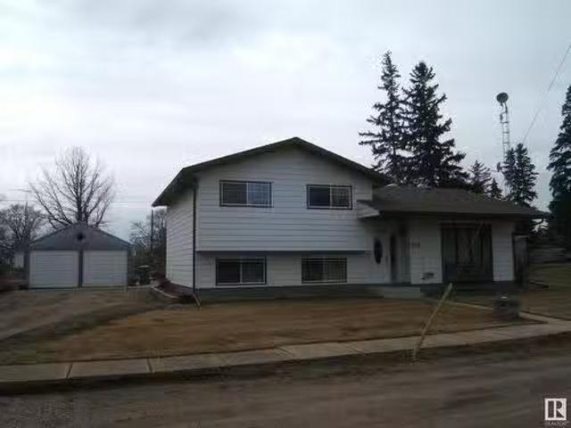 House for sale in Willingdon, Alberta