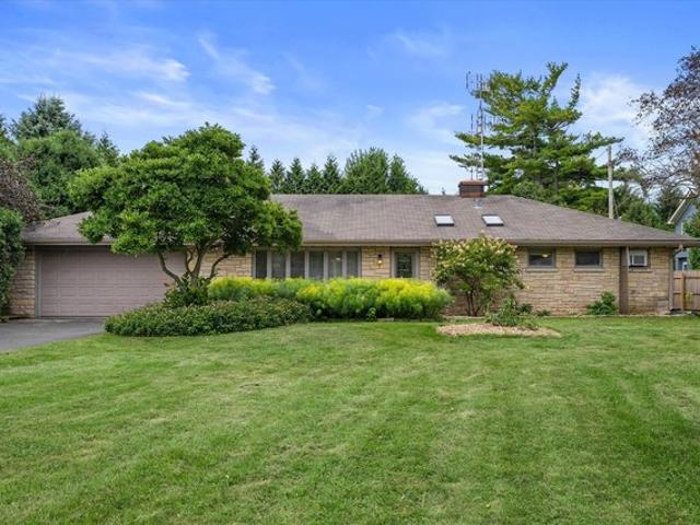House for sale in Pleasant Prairie, Wisconsin