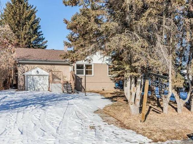 House for sale in Edmonton