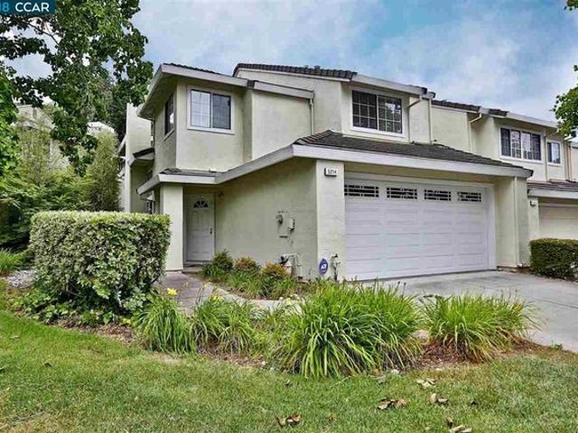 Townhouse for sale in Concord, California