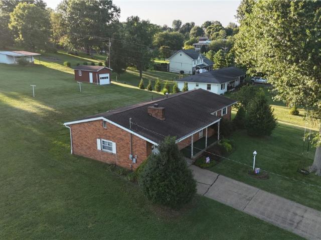 House for sale in Parkersburg, West Virginia