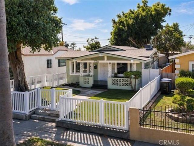 House for sale in Arlington Heights, Los Angeles