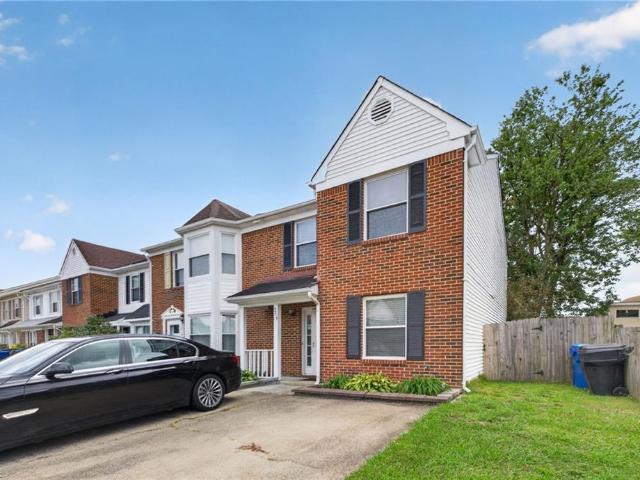 Townhouse for sale in Virginia