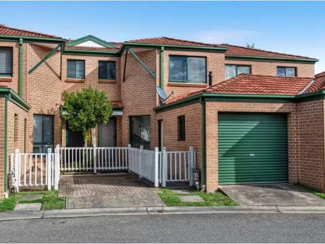 Condo for rent in Sydney, New South Wales