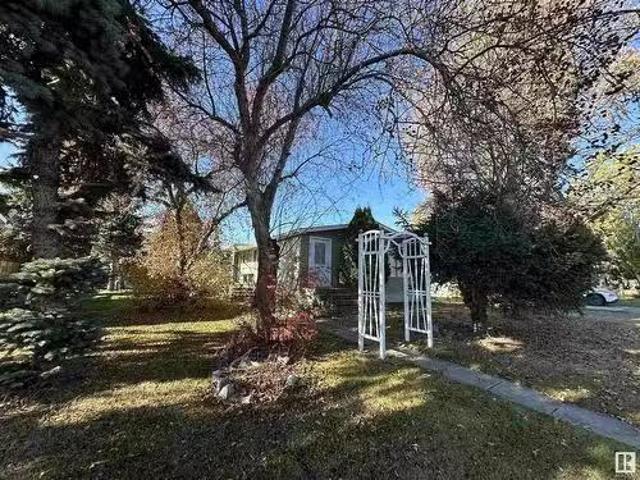 House for sale in Waskatenau, Alberta