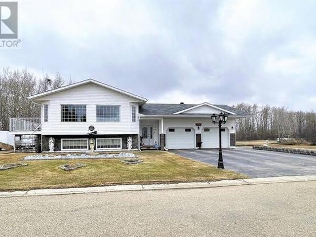House for sale in Grande Prairie, Alberta
