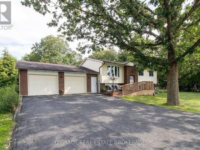 House for sale in Algonquin, Augusta