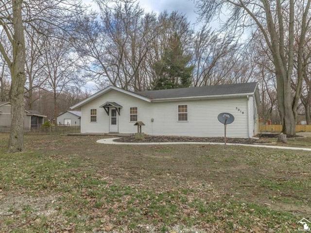 House for sale in Ottawa Lake, Michigan