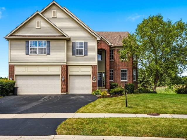 House for sale in Mchenry, Illinois