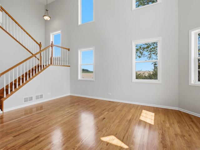 House for sale in Mchenry, Illinois