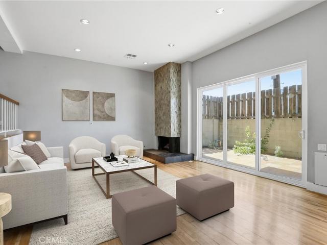 Condo for sale in Tarzana Neighborhood Council District, Canoga Park