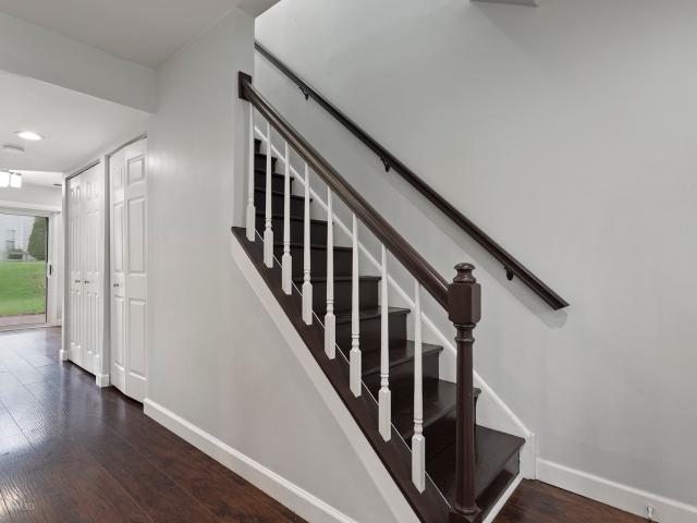 Townhouse for sale in Gurnee, Illinois