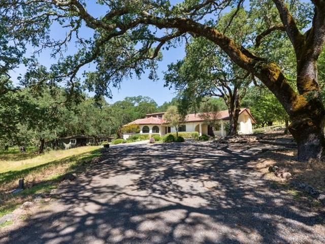 House for sale in Glen Ellen, California