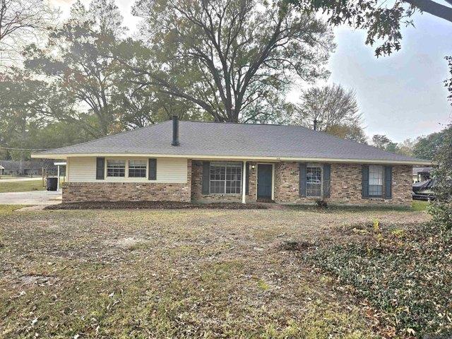 House for sale in Greenwell Springs, Louisiana