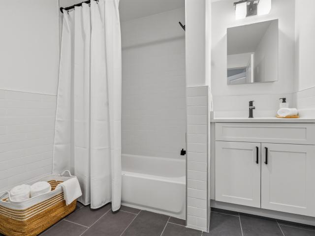 Condo for sale in Hudson, New Jersey