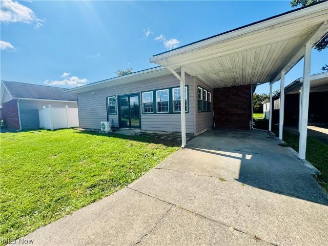 House for sale in Vienna, West Virginia