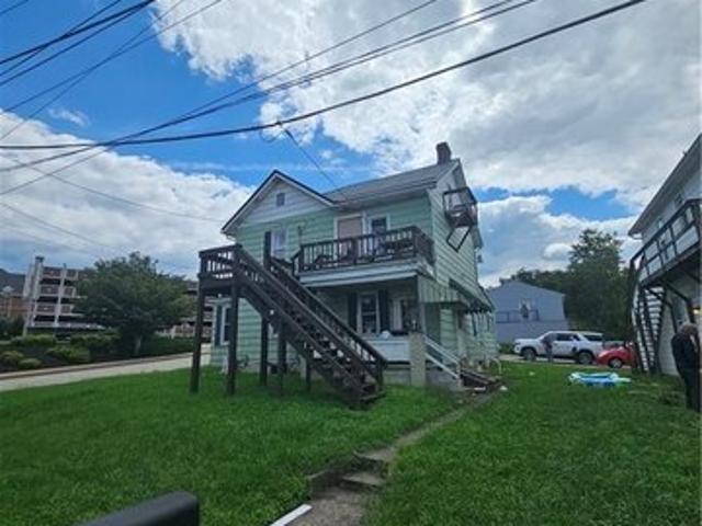 House for sale in California, Washington County