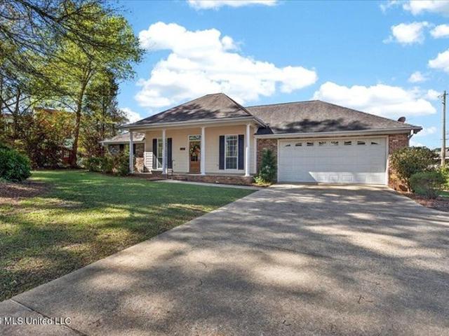House for sale in Mccomb, Mississippi