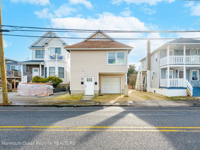 House for sale in Manasquan, Monmouth County