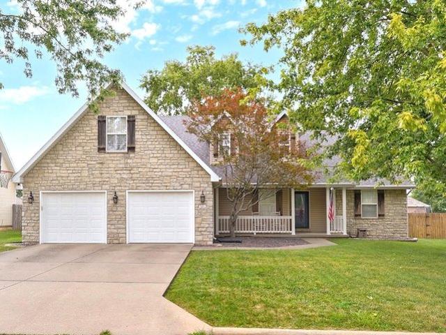 House for sale in Vineyard Heights, Republic