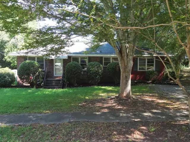 House for sale in Pendleton, South Carolina