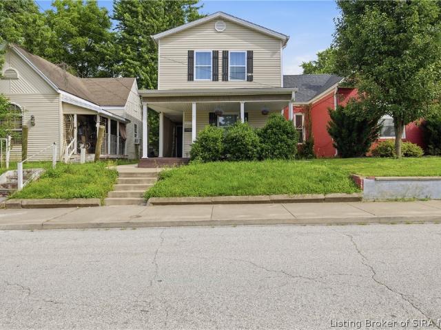 House for sale in New Albany, Indiana
