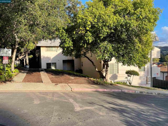 Commercial for sale in Pinole, Contra Costa County