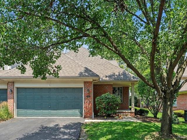Townhouse for sale in Royal Oak, Michigan