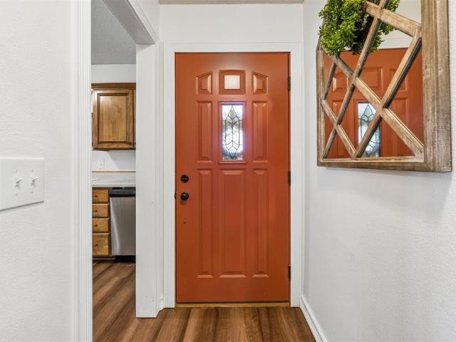 House for sale in Cashion, Oklahoma