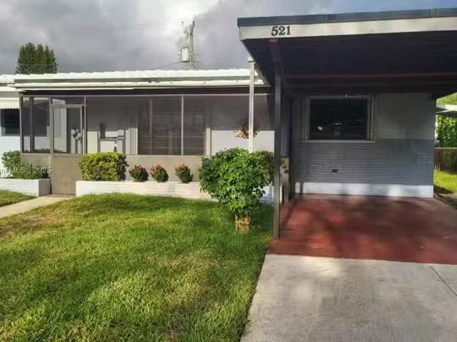 House for sale in Hollywood
