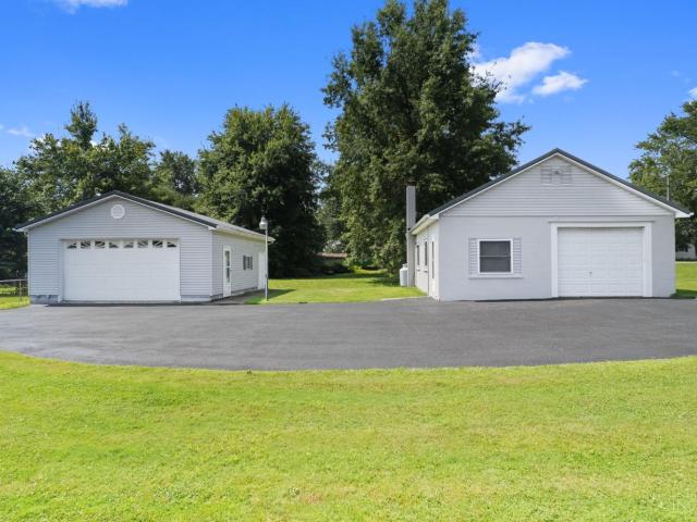 House for sale in Russellville, Ohio