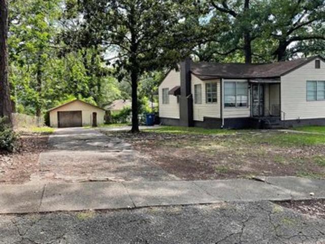 House for sale in Fairfield, Alabama