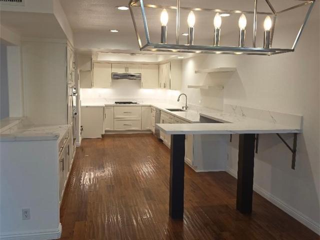 Townhouse for sale in Eastbluff, Newport Beach