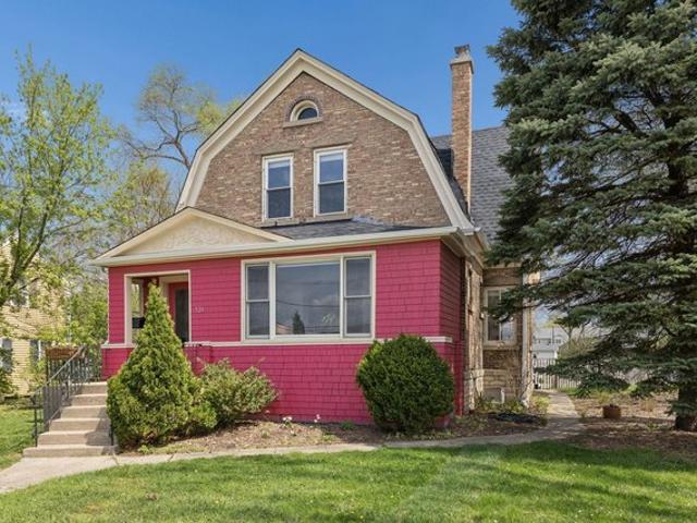 House for sale in Wheaton, Illinois