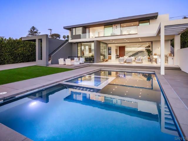 House for sale in Solana Beach, California