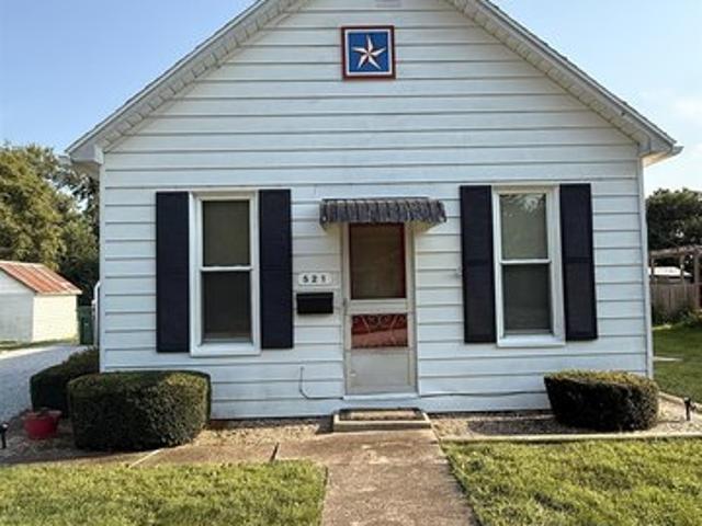 House for sale in Macomb, Illinois