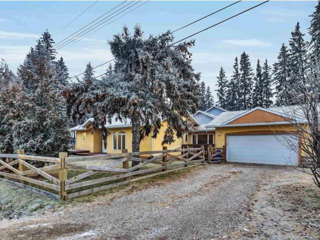 House for sale in Alberta Beach, Alberta
