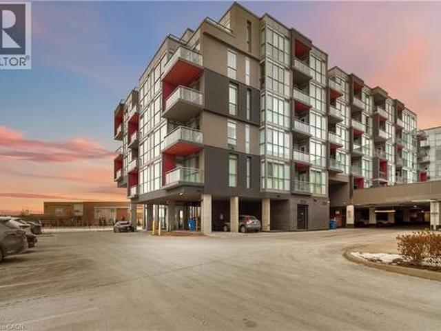 Condo for sale in Burlington, Ontario