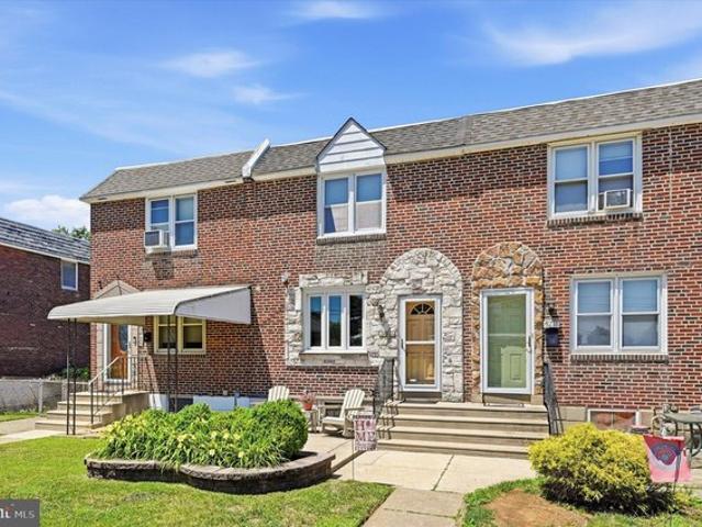 Townhouse for sale in Delco, Pennsylvania