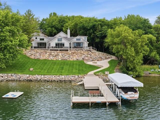 House for sale in Guthrie, Iowa